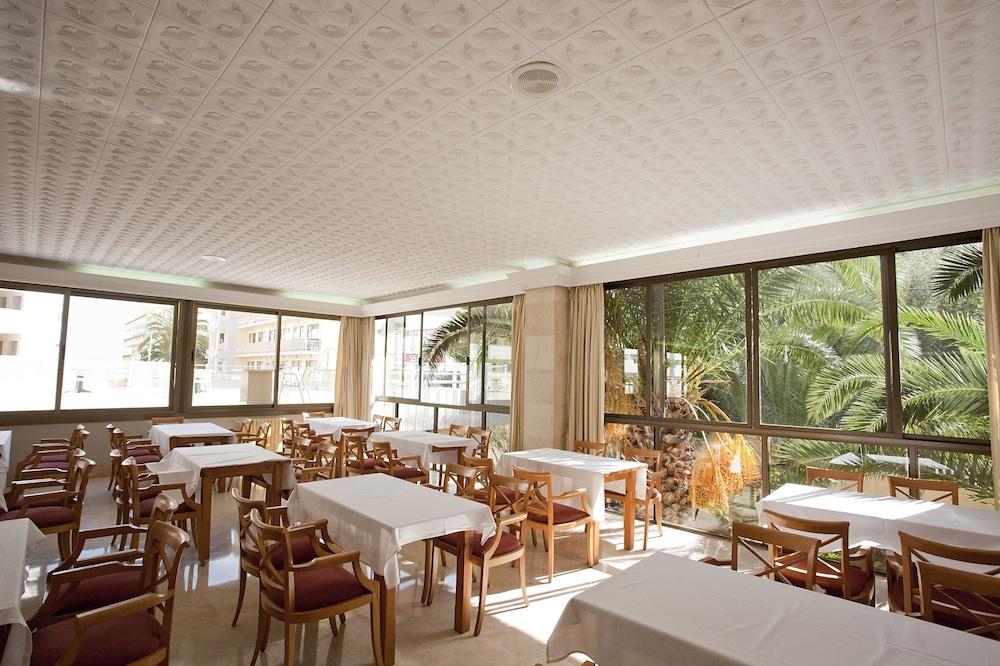 Bj Bei Juan Hostal S'illot Exteriér fotografie